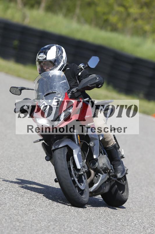 Archiv-2025/09 22.04.2025 Cornu Master School ADR/gruen-vert/33